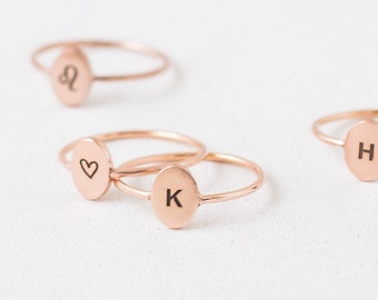 Custom Tiny Oval Ring • Dainty Signet Style Initial Rings • Custom Letter Ring in Silver, Gold and Rose Gold • Gift for Mom  • RM52b