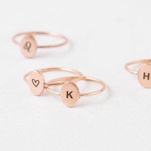 Custom Tiny Oval Ring • Dainty Signet Style Initial Rings • Custom Letter Ring in Silver, Gold and Rose Gold • Gift for Mom  • RM52b