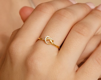 Gold Diamond Knot Ring by Caitlyn Minimalist • Dainty Heart Shaped Promise Ring, Perfect for Stacking • Romantic Anniversary Gift • RR096