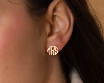 Dainty Monogram Earrings • Block Monogram Earrings by CaitlynMinimalist • Dainty Letter Earrings • Bridesmaids Gifts • CH06