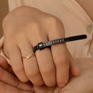 Reusable Ring Sizer • Adjustable, US Ring Size Tool Full & Half Sizes • Find Your Accurate Ring Size • Easy to Use Finger Measurer • RX010