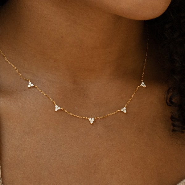 Diamant-Lilien-Station-Halskette • Kristallperlen-Halskette • Zierliche Layering-Halskette • Dreieck-Charm-Halskette • Jubiläumsgeschenk • NR063