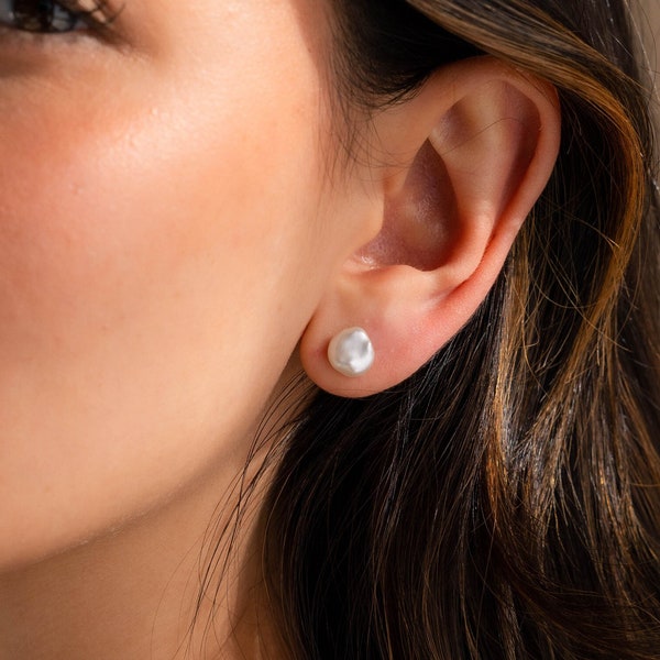 Freshwater Pearl Studs by Caitlyn Minimalist • Dainty Pearl Gemstone Earrings • Everyday Minimalist Pearl Jewelry • Gift for Mom • ER472