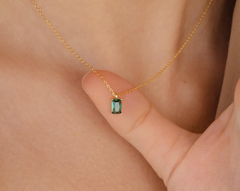 Emerald Gemstone Necklace by Caitlyn Minimalist • Green Pendant Necklace • Dainty Emerald Birthstone Jewelry • Anniversary Gifts • NR120