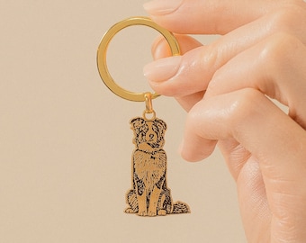 Porte-clés gravé pour animal de compagnie par Caitlyn minimaliste • Charme personnalisé pour animal de compagnie fait main à partir de vraies photos • Bijoux pour chat et chien, cadeau personnalisé pour animal de compagnie • CM26i