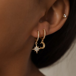 【CaitlynMinimalist】Clear moon ハギー ピアス 2色 CaitlynMinimalist】Clear moon ハギー ピアス 2色 ピアス