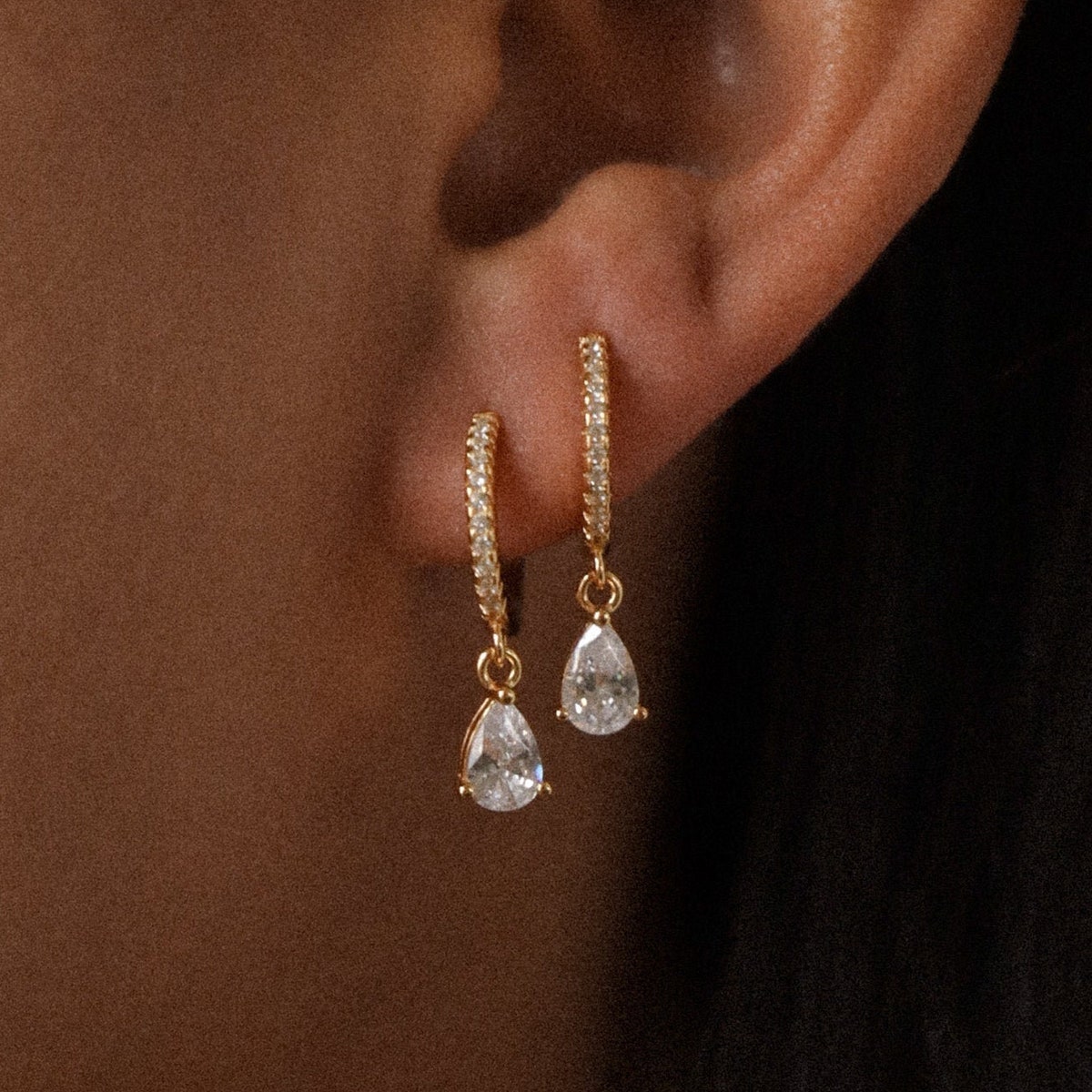 Diamond Drop Earrings - Gold