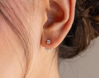 Pendientes de aro con diamantes de Caitlyn Minimalist • Delicados pendientes de botón con parte delantera y trasera en oro • Joyería de boda • Regalo para ella • ER552