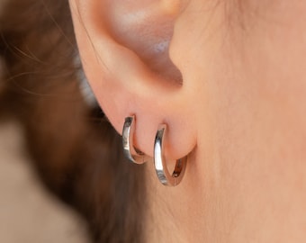 Dainty Huggie Earrings by Caitlyn Minimalist • Silver Small Hoop Earrings • Minimalist Summer Jewelry • Birthday Gift for Her • ER218