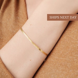 Herringbone Bracelet in Sterling Silver, Gold, Rose Gold • Dainty, Perfect for Everyday Wear • Perfect Gift for Her • BR003