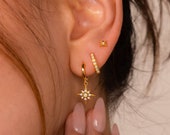 【関税・送料無料】Caitlyn Minimalist★Hera フラワー ピアス Opal Starburst Earring Set by Caitlyn Minimalist • Star