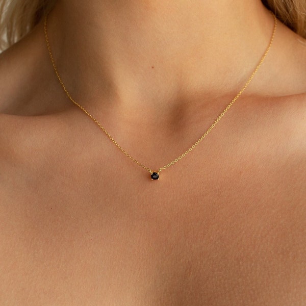 Onyx Anhänger Halskette von Caitlyn Minimalist • Trendy Layering Kette für den Sommer • Beste Freundin Geschenk • NR048