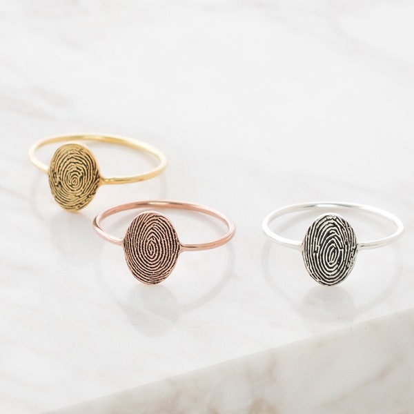 Oval Fingerprint Ring • Actual Fingerprint Jewelry in Sterling Silver, Gold & Rose Gold by CaitlynMinimalist • Memorial Gifts  • RM52a