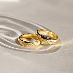 Bague prénom demi-ronde • Bague gravée • Jonc gravé • Bague promesses • Cadeau meilleur ami • Cadeaux pour couple • Cadeau pour lui • RM29NIF93