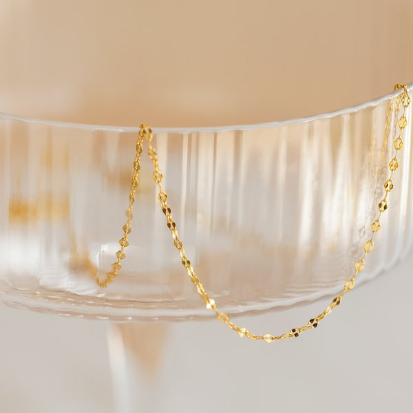 Collar de cadena de espejo delicado de Caitlyn Minimalista • Collar de capas minimalista con una cadena delicada • Regalo de despedida de soltera • NR102