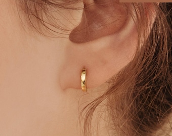 Huggie Earrings by Caitlyn Minimalist • Most Favorited Huggie Hoop Earrings • Perfect Addition to Any Stack, Everyday Earrings • ER007