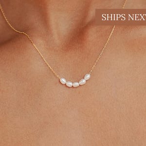Pearl Bead Necklace by Caitlyn Minimalist • Dainty Pearl Necklace, Delicate Necklace • Bridesmaids Gifts • Perfect Gift for Wife • NR016