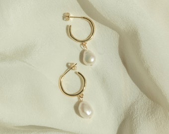 Dangling Pearl Hoops • Pearl Huggie Earrings • Pearl Earrings • Pearl Hoops • Bridesmaids Jewelry • Birthday Gift for Wife • ER022
