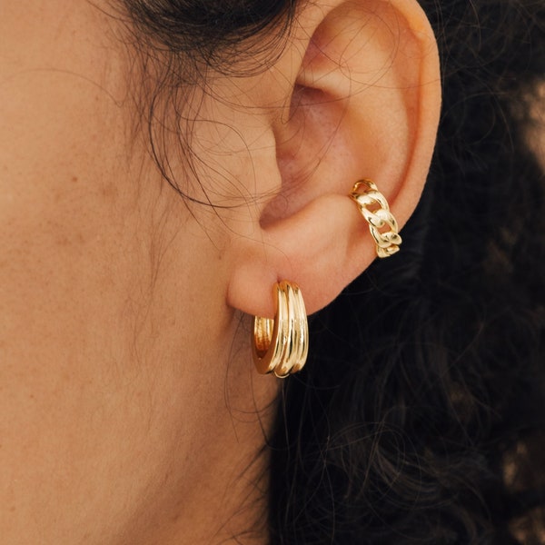 Canal Chunky Hoops by Caitlyn Minimalist • Thick Huggie Earrings • Gold Hoop Earrings • Minimalist Jewelry • Gold Jewelry Essentials • ER196