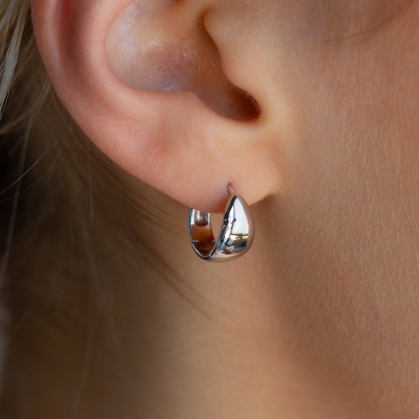 Statement Hoops by Caitlyn Minimalist • Chunky Hoop Earrings • Thick Silver Hoop Earrings • Summer Jewelry • Birthday Gift for Her • ER225