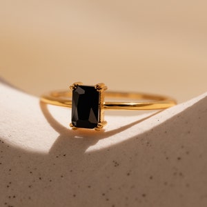 Black Onyx Baguette Ring by Caitlyn Minimalist • Emerald-Cut Gemstone Ring • Vintage Style Birthstone Jewelry • Anniversary Gifts • RR115