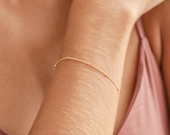 Satellite Bracelet • Chain Bracelet • Dainty, Perfect for Everyday Wear • Gift for Her • Bridesmaid Gifts • Birthday Gift for Her • BR013
