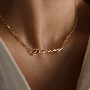 Minimalist Name Necklace with Figaro Chain • Custom Name Necklace in Gold, Silver, Rose • Personalized Gift • Perfect Gift for Her • NM82F66
