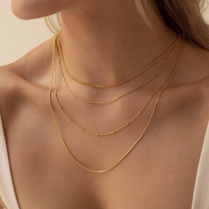 Minimalist chain necklace top