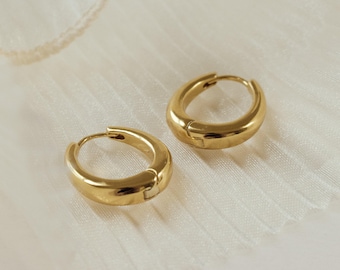 Bold Hinged Hoops by Caitlyn Minimalist • Chunky Drop Hoop Earrings in Gold & Silver • Minimalist Jewelry • Birthday Gift for Her • ER150