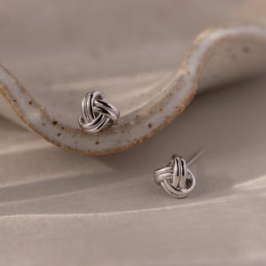 Love Knot Earrings by Caitlyn Minimalist • Geometric Knot Stud Earrings • Minimalist Jewelry • Silver Jewelry • Bridal Shower Gift • ER153