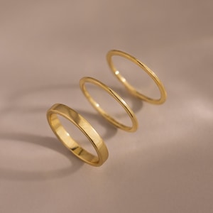Minimalist Gold Ring Set by CaitlynMinimalist • Set of 3: Simple Gold Bands • Dainty Stacking Rings for Everyday Wear • Gift for Her • RR184