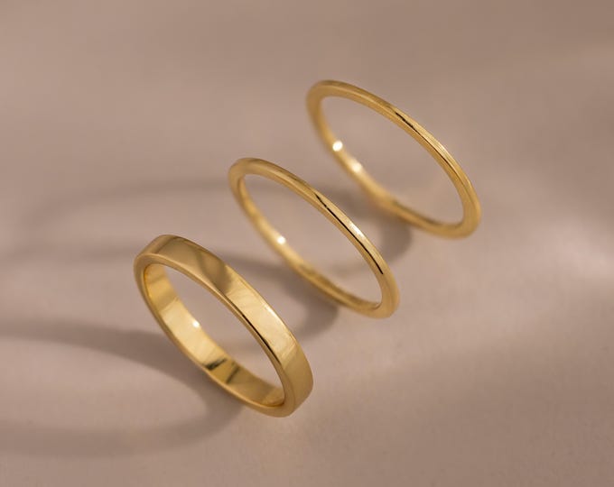 Minimalist Gold Ring Set by CaitlynMinimalist • Set of 3: Simple Gold Bands • Dainty Stacking Rings for Everyday Wear • Gift for Her • RR184