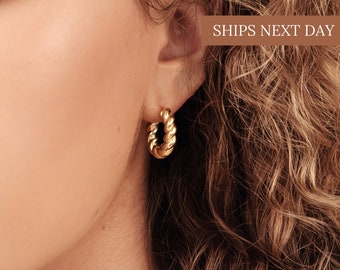 Bold Twisted Hoops in Gold • Minimalist Earrings • Modern Thick Hoops • Perfect Gift for Her • ER013