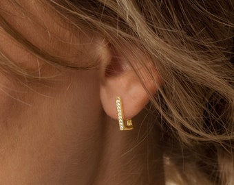 Pavé Rectangle Link Earrings by Caitlyn Minimalist • Geometric Diamond Hoop Earrings • Minimalist Wedding Jewelry • Bridesmaid Gifts • ER297