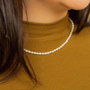 Pearl Choker Necklace by Caitlyn Minimalist • Dainty Pearl Necklace • Bridesmaids Gifts • Gift for Mom • Perfect Gifts for Her • NR027