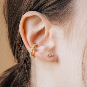 Star Stud Earrings by Caitlyn Minimalist • Minimalist Earrings • Dainty Earrings • Gift For Her • Celestial Jewelry • ER082