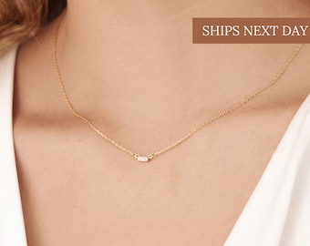 Delicate Everyday Necklace Minimalist Jewelry Gold Necklace Wedding Jewelry Gift For Wife Diamond Necklace Gold Labradorite Necklace