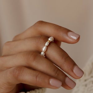 Pearl Beaded Ring by Caitlyn Minimalist • Minimalist Pearl Ring • A Must Have for Your Minimalist Style • Perfect Gift for Her • RR023