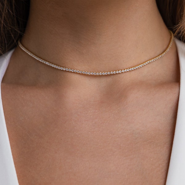Collana girocollo con diamanti da tennis di Caitlyn Minimalist • Delicata collana con diamanti in oro • Gioielli in cristallo • Regalo per damigella d'onore per lei • NR152
