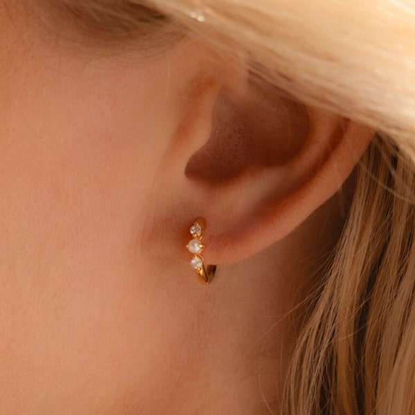 Pearl Diamond Huggies by Caitlyn Minimalist • Dainty Diamond Earrings in Gold • Pearl Hoop Earrings • Wedding Jewelry • Gift for Her • ER369