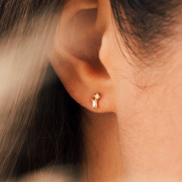 Baguette Diamond Drop Earrings by Caitlyn Minimalist • Dainty Diamond Earrings • Minimalist Earrings in Gold & Silver • Gift for Mom • ER260