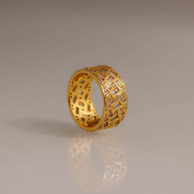 Anello baguette con diamanti a mosaico di Caitlyn Minimalist • Anello impilabile vintage massiccio • Gioielli Art Déco • Regalo di anniversario per la moglie • RR212 immagine 6