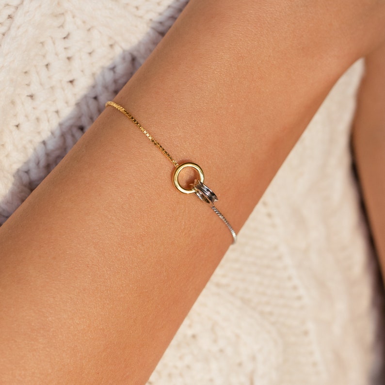 Interlocking Circles Charm Bracelet by Caitlyn Minimalist Minimalist Infinity Bracelet in Gold & Silver Perfect Anniversary Gift BR035 image 6