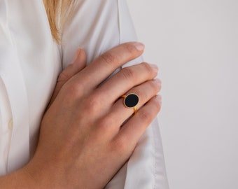 Midnight Hour Onyx Oval Ring by Caitlyn Minimalist • Vintage