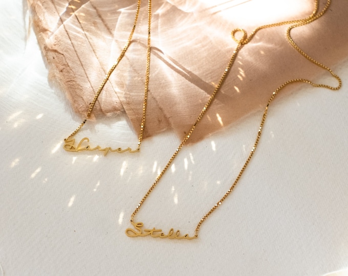 Personalisierte Namenskette von Caitlyn Minimalist • Namenskette in Gold und Silber mit Boxkette • Geburtstagsgeschenk • Personalisiertes Geschenk • NM81F91