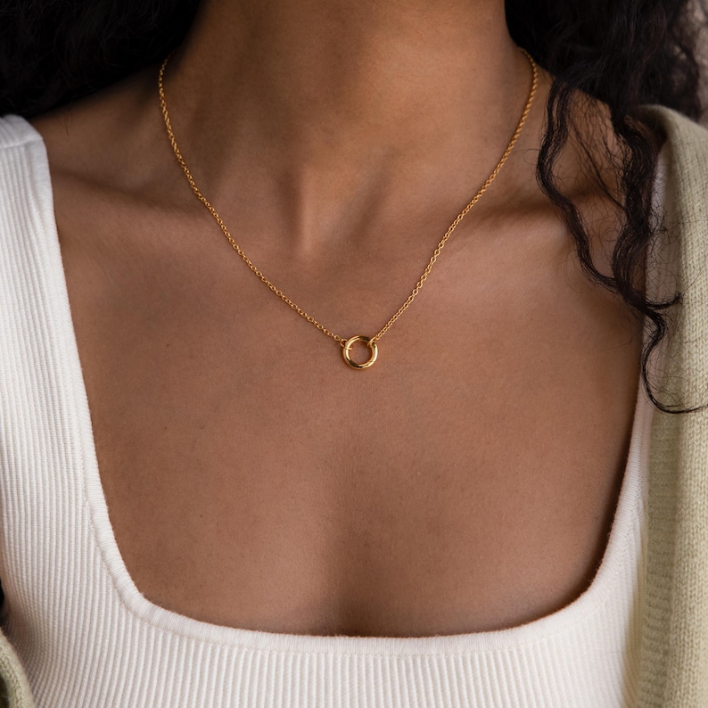 Collar con mosquetón circular de Caitlyn Minimalist • Collar con anillo para dije • Collar con clip articulado • Joyería de plata • Regalo para hermana • NR267 18K GOLD