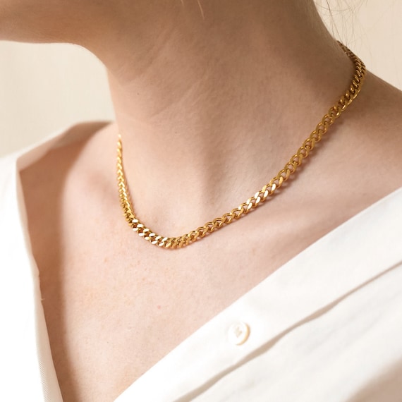 Bold gold chain for 2024 mens