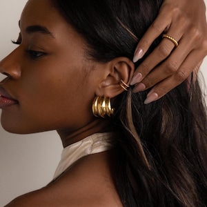 Triple Hoop Stud Earrings by Caitlyn Minimalist • Chunky Minimalist Hoop Earrings in Gold • Statement Jewelry • Birthday Gift • ER628