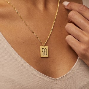 Collar con letras y cadena gruesa • Joyería con estilo inglés antiguo • Collar con dije inicial • Regalo para el Día del Padre para tu esposo • NM60BF74