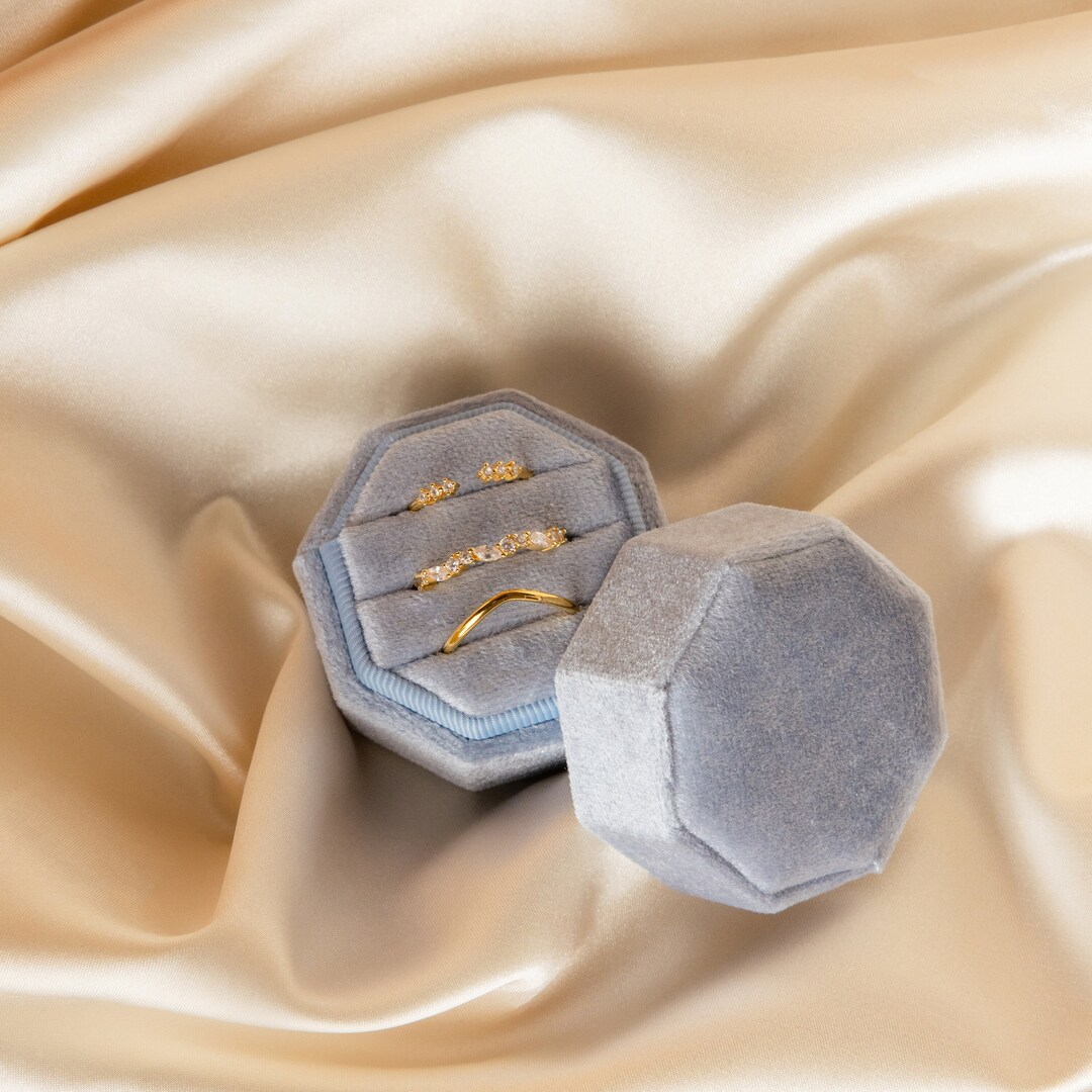 【caitlynminimalist】 スリムベルベットリングケース★ Square Pink Suede Single Slot Ring Box | Caitlyn Minimalist